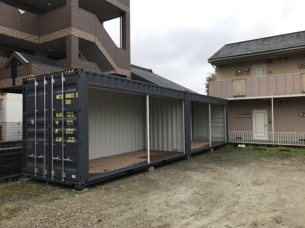 20フィート新品コンテナ　シャッター全開