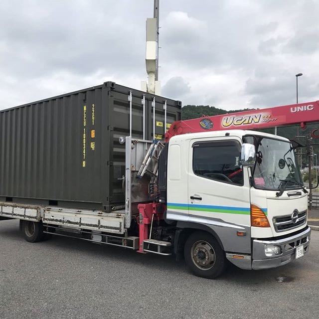 限定色アーミーグリーン！写真2.3枚目が原色です。光の辺り方でグレーに見えちゃいますw岐阜県のサノ様納品お楽しみに～ (Instagram)