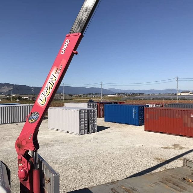 こんにちは(^^)出荷待ちコンテナ！ (Instagram)