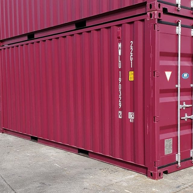 おはようございます(^^)新色『ワインレッド』出ました新品(ワンウェイ品)になります。製造年は2019年9月の物になります。(海外で製造されるため)中古海上コンテや新品海上コンテナで建築確認申請を取ってお店やお住まいにも出来ますよ (Instagram)