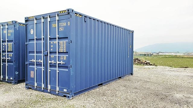 20フィートハイキューブ紺色、ワンウェイ品(^^)内寸　長さ5867㎜　幅　2330㎜　高さ2655㎜スタンダードコンテナよりもハイキューブコンテナは「高さ」が30センチ高いので、小さめのユンボやフォークリフトの保管に使用される方や、床、天井に断熱材を入れても、天井高がかなり取れるので、お陰さまでハイキューブコンテナは全国的にかなりお買い上げ頂いております。　コロナウィルスの影響で入荷にもムラがありますが、現在在庫御座います。　気になる方は、お気軽にお問い合わせ下さいませ(^^)蟹江展示場️ 愛知県海部郡蟹江町大字蟹江新田道西66　こちらは常駐しておりませんので、見学の方は予めご連絡お待ちしております。 (Instagram)