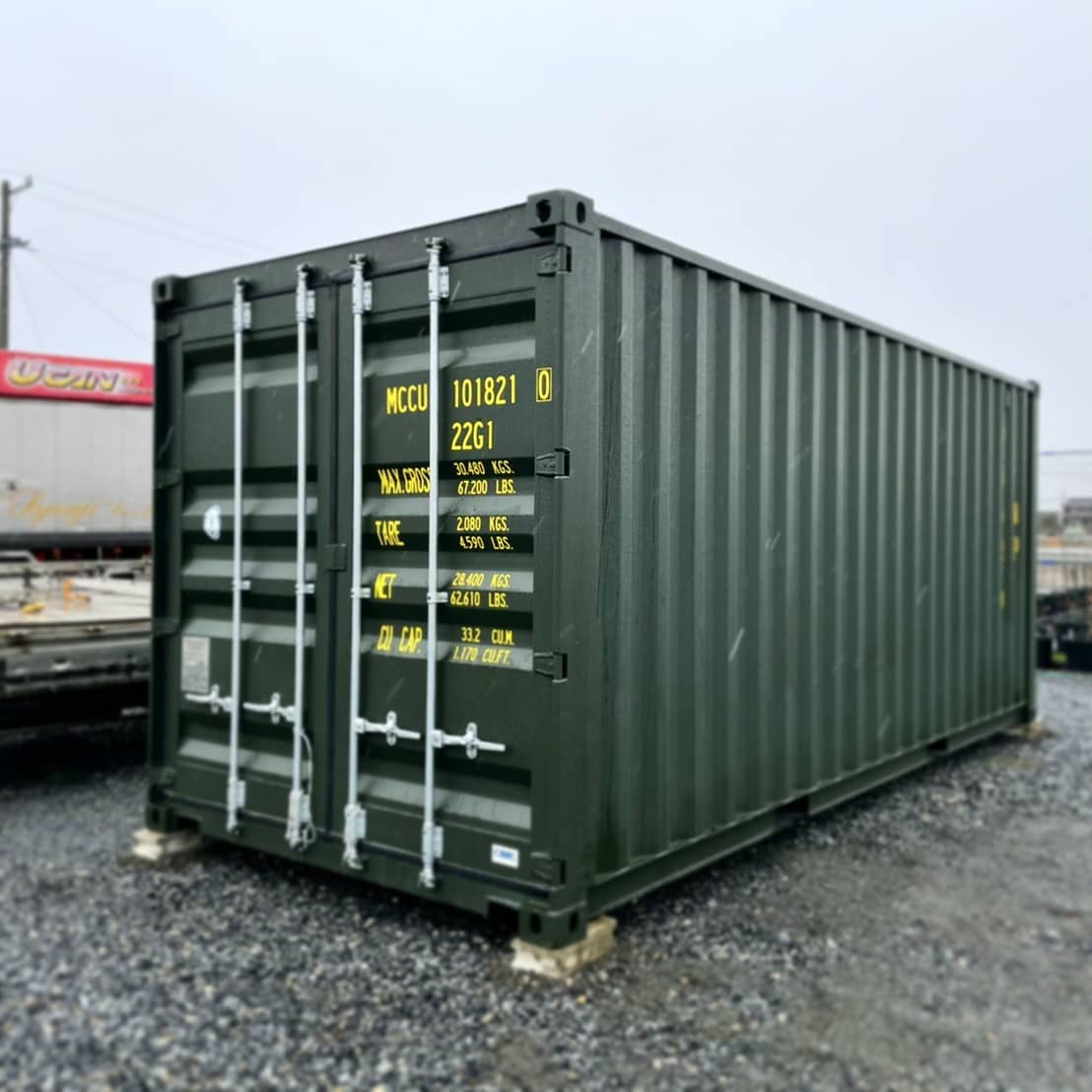 三重県桑名郡️「A商事様」有り難う御座いました20フィートスタンダード（高さ約2.6m）アーミーグリーンこのあと、A社長ご自身でカスタムするそうです！完成が楽しみです️コンテナはこのまま倉庫としてのご利用や、窓、ドア、シャッター、内装、断熱材、コンテナを2台３台4台と繋いで中をお店や、お部屋にしたり。アイデア次第で様々な形態でご利用になれます。コンテナカスタムなどお問い合わせはDMか090-3556-1000 担当 近藤までお問い合わせ下さい。　　　　蟹江展示場愛知県海部郡蟹江町大字蟹江新田道西66こちらにお越しの際はお手数ですが、お電話にて来店予約をお願いしております。（不在の場合も御座いますので）090-3556-1000 担当 近藤️#ありがとう#感謝#ご縁#三重県#桑名郡木曽岬町 #倉庫#小屋#物置#新築 に増えてます#一戸建て に増えてます#マイホーム に増えてます#ガルバリウム にもお似合いです#コンテナ#コンテナハウス#海上コンテナ#ガレージ#バイク好き#車好き#diy#中古コンテナ ありますり#ライフスタイル#yokapaint さんのスプレーアートお洒落#777hayto さんのアイアン雑貨️人気#世田谷ベース#所ジョージ#アニキ ありがとう#コンテナジョニー#ジョニーグループ#全国 納品します#秘密基地
